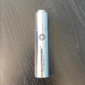 Monat Rejuvenique Oil